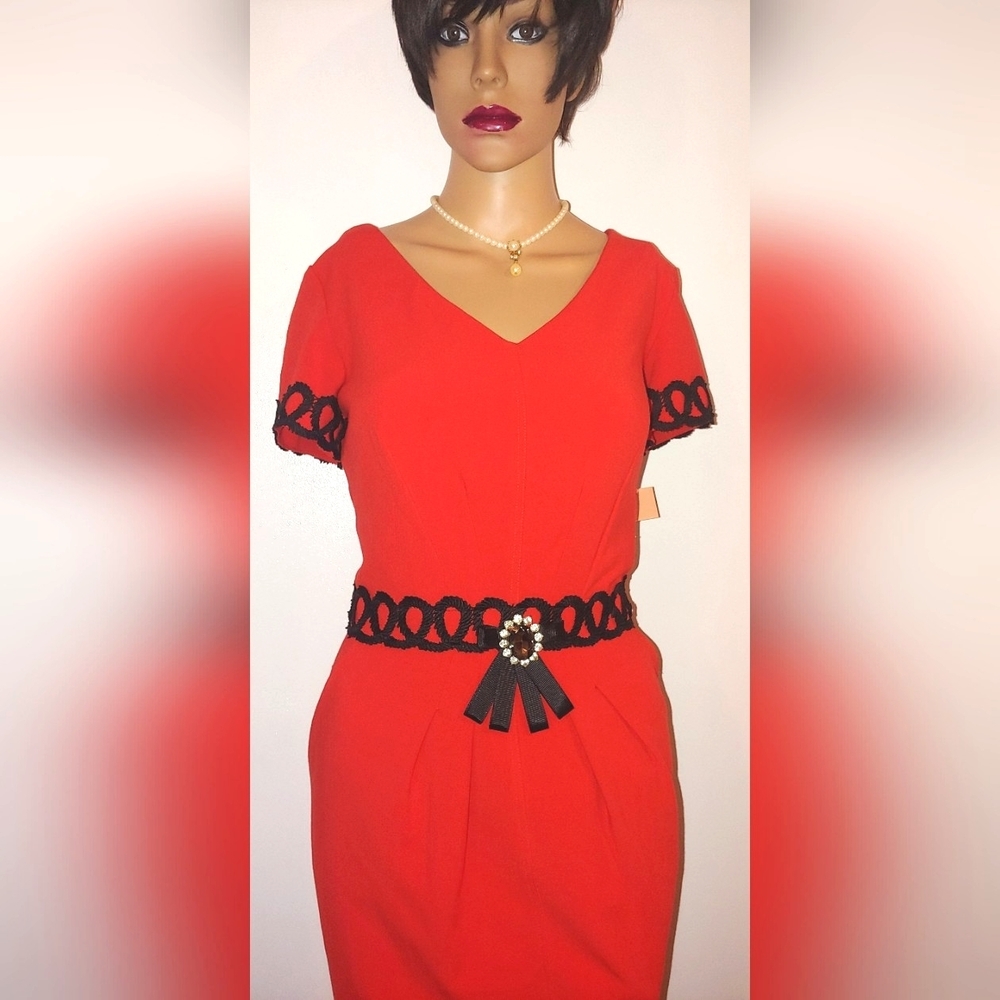 SONIA K PARIS 8/10 DETAIL TOP  TAILORED SEAM RHINESTONE GROSGRAIN SHEATH DRESS